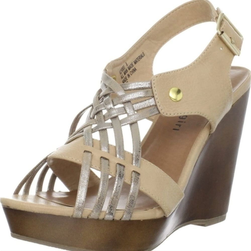 Size 9 Madden girl - Klydee style platform wedge